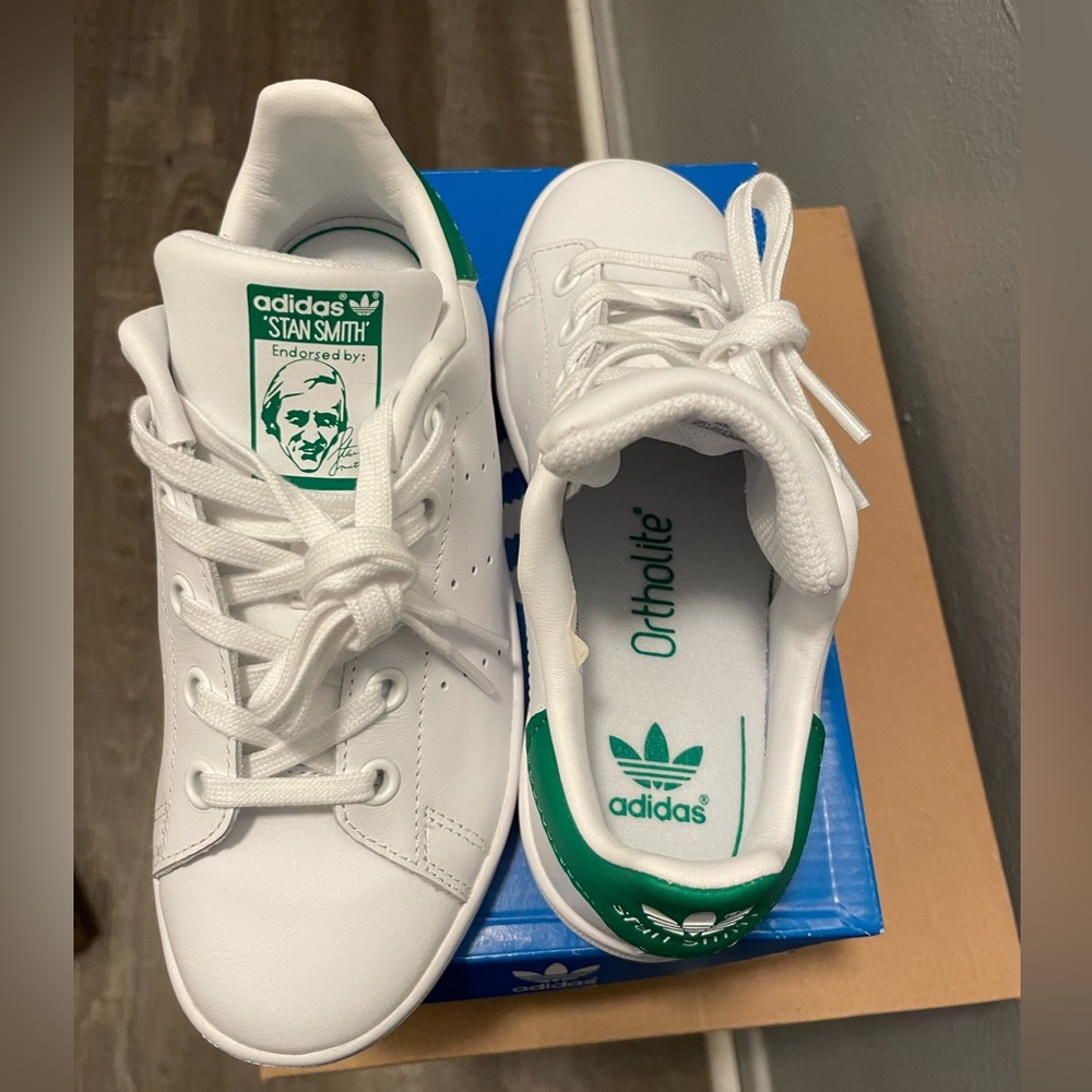Kids Sam Smith Adidas originals